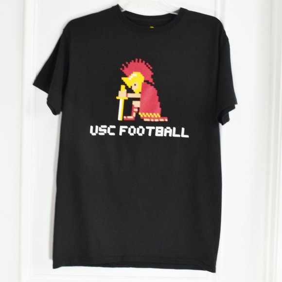 USC Trojan Football Kneeling Pixel Video Character - Picture 1 of 7